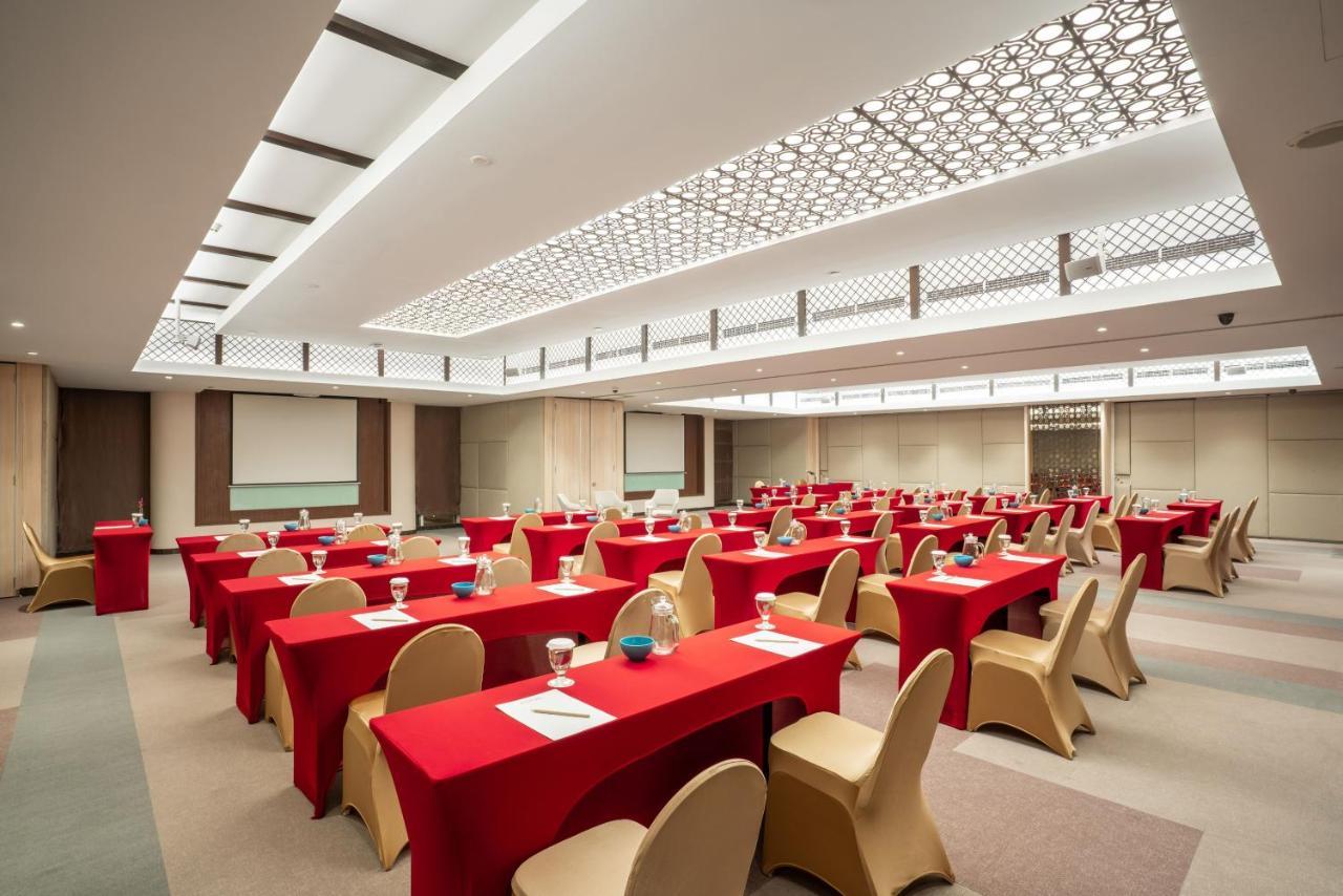 Aston Kemayoran City Hotel Jakarta Ngoại thất bức ảnh