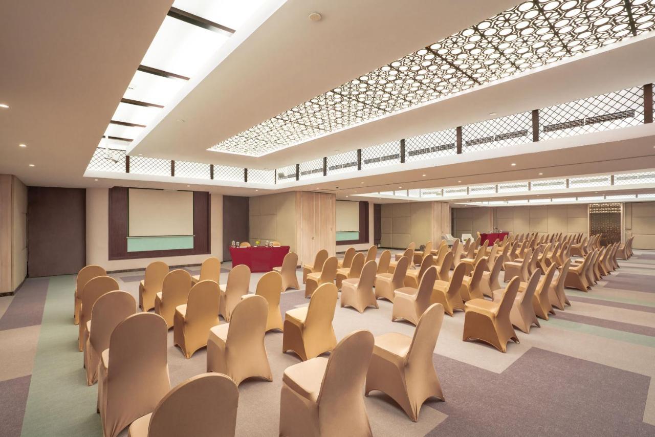 Aston Kemayoran City Hotel Jakarta Ngoại thất bức ảnh