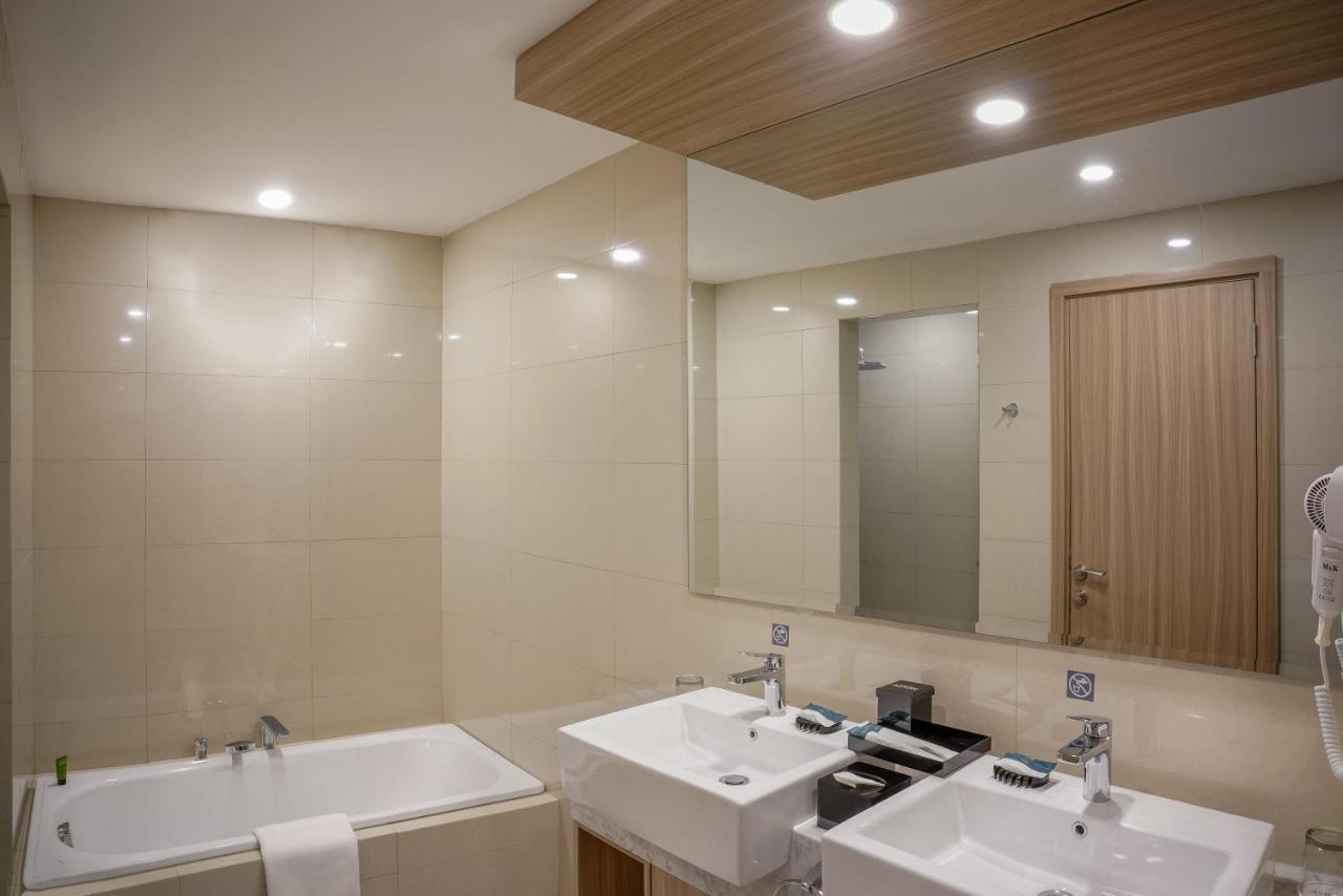 Aston Kemayoran City Hotel Jakarta Ngoại thất bức ảnh