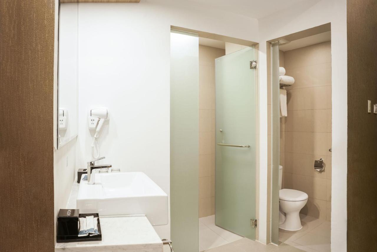 Aston Kemayoran City Hotel Jakarta Ngoại thất bức ảnh